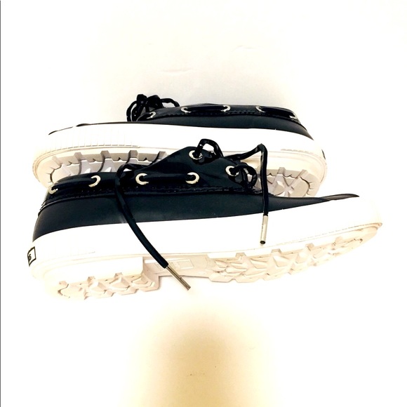 Micheal Kors - Picture 6 of 7